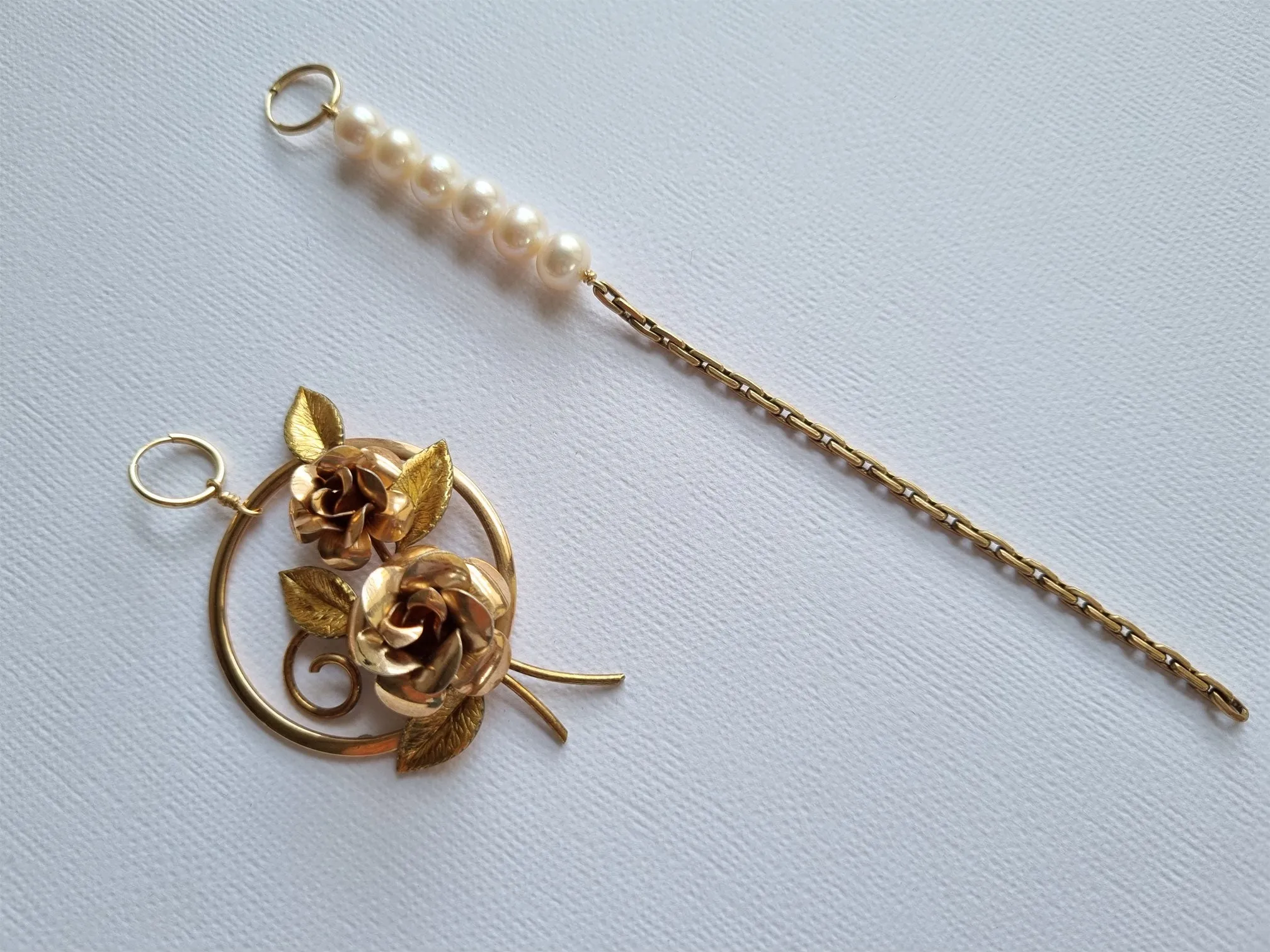 roses and pearls | asymmetric earrings