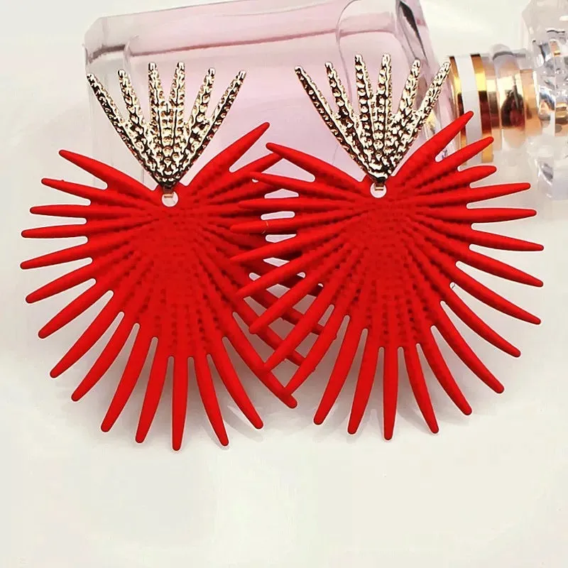 SPIKEY OVERSIZED STUD EARRINGS