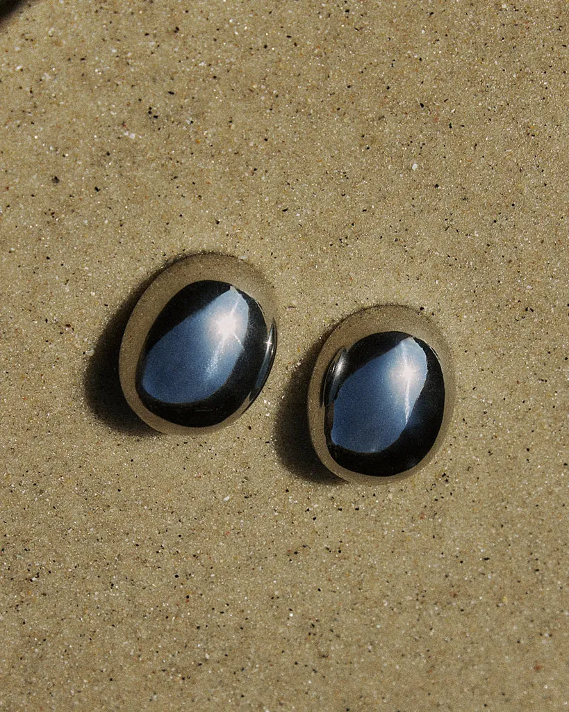 The Nyaveh Earring
