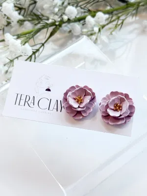 The Statement Studs in Lilac