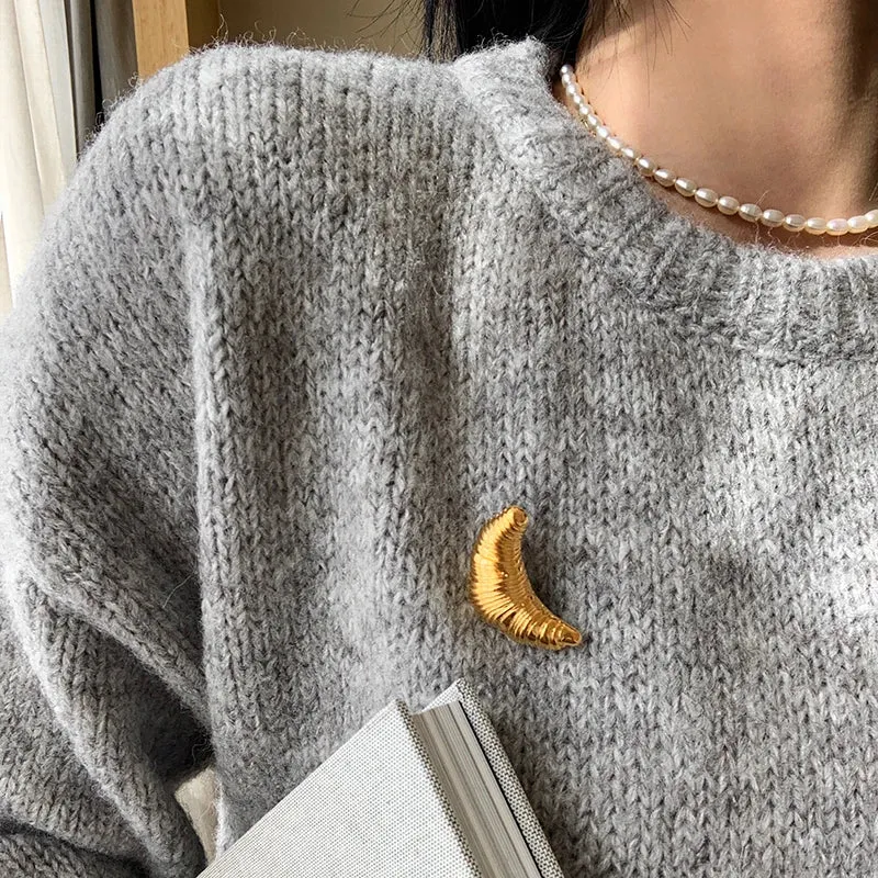 Trendy Croissant Brooches