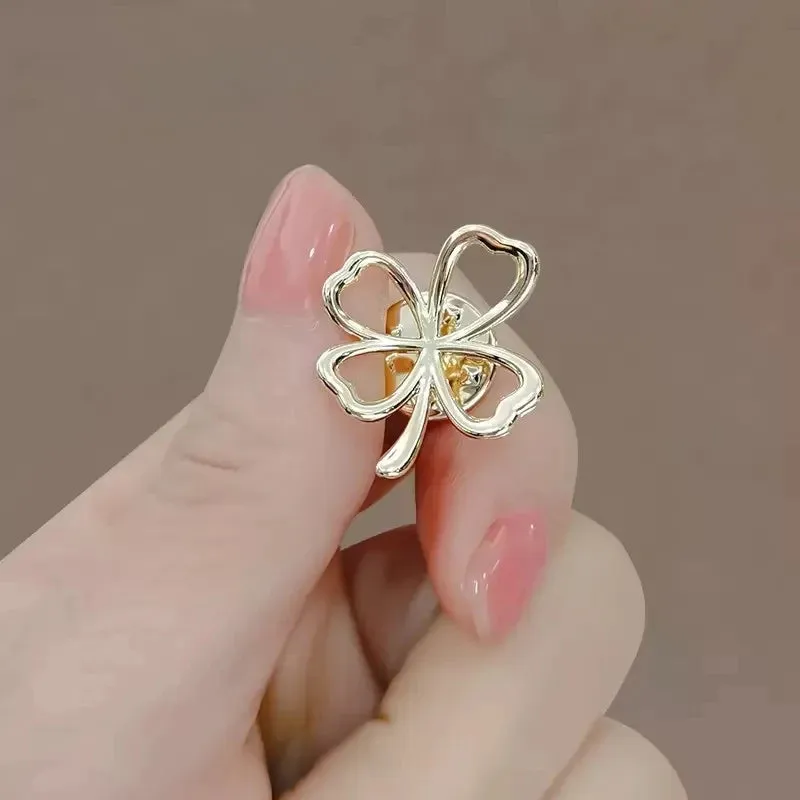 Trendy Croissant Brooches