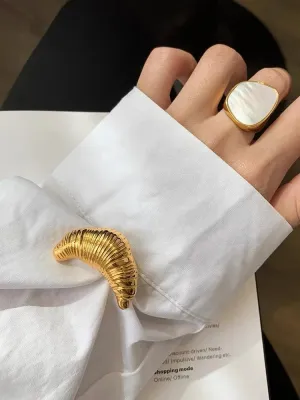 Trendy Croissant Brooches
