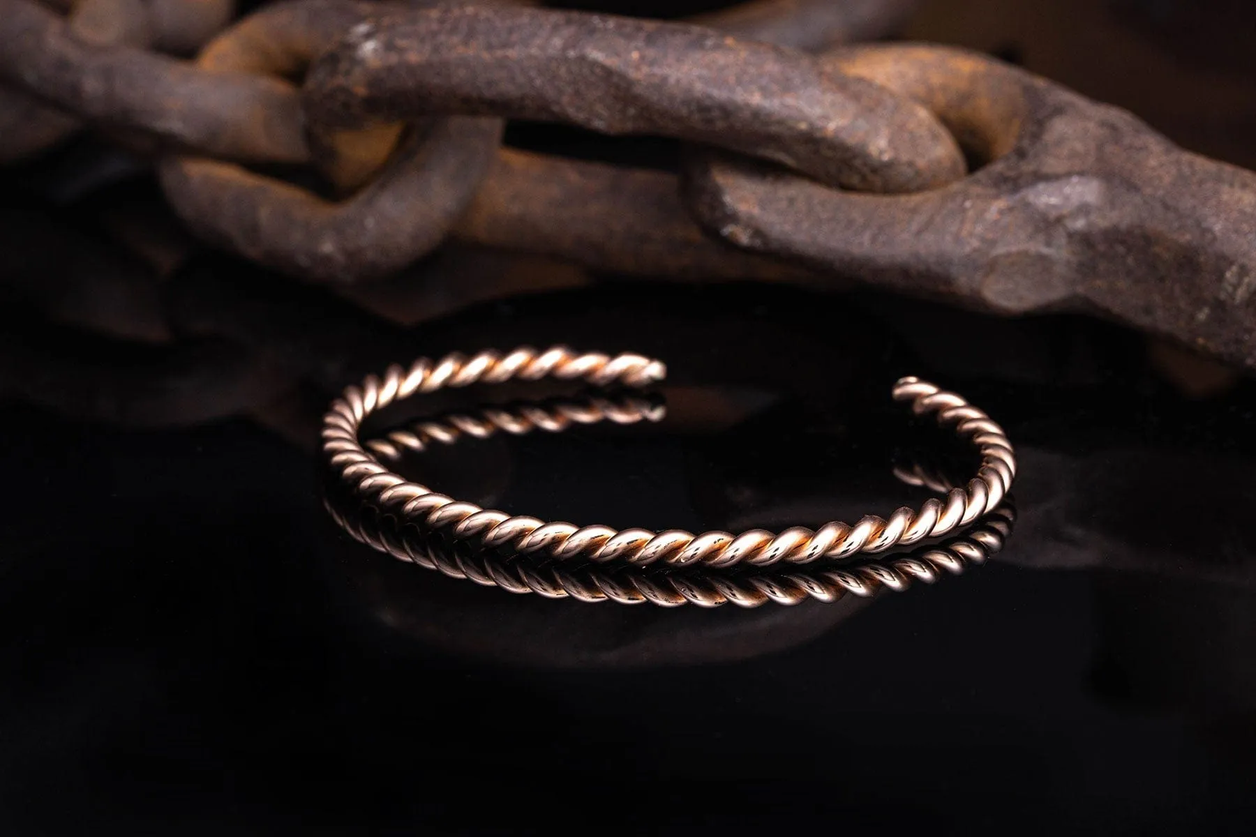 Twist Cuff 14k R
