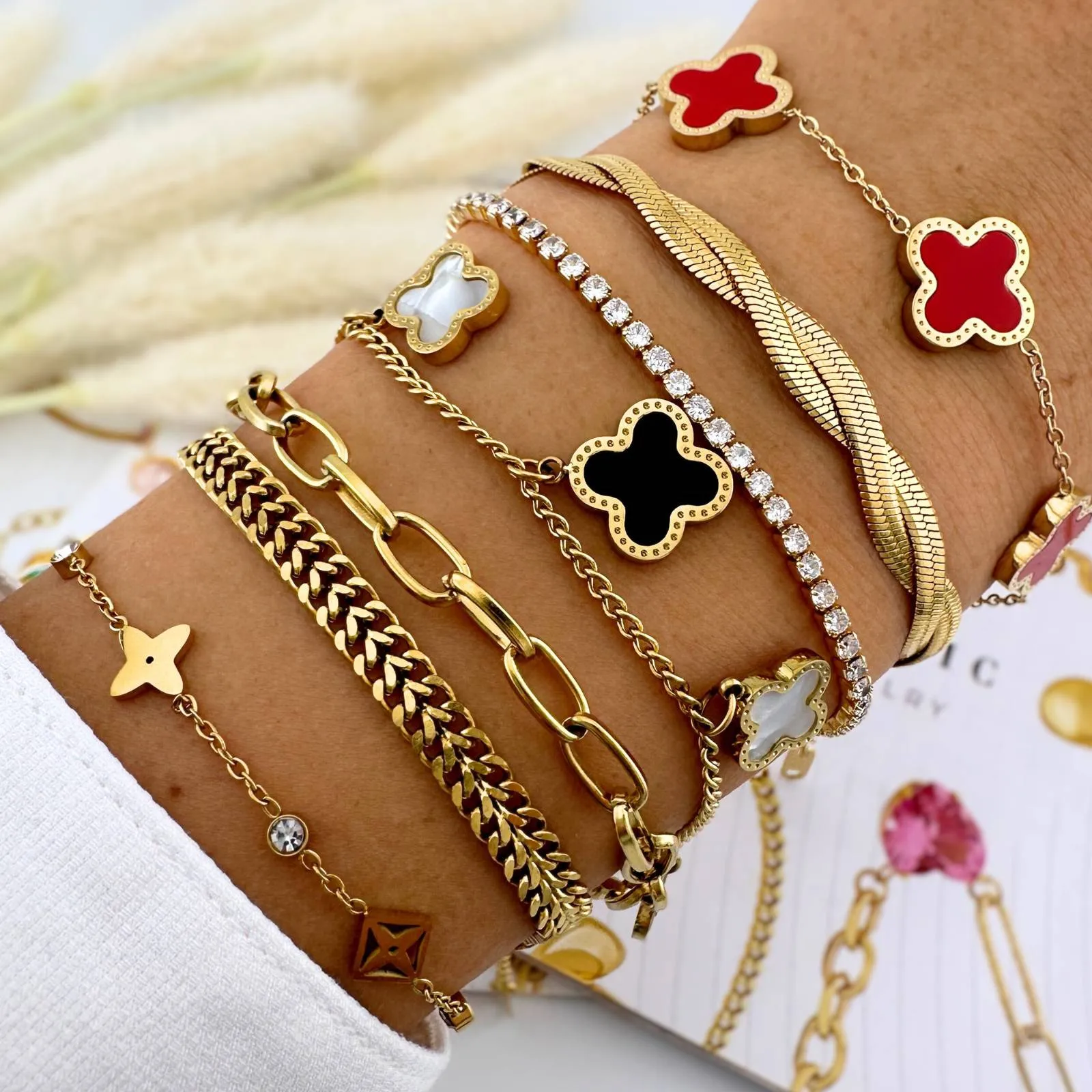 Twist Ribbon Chain Bracelet – 18K Gold