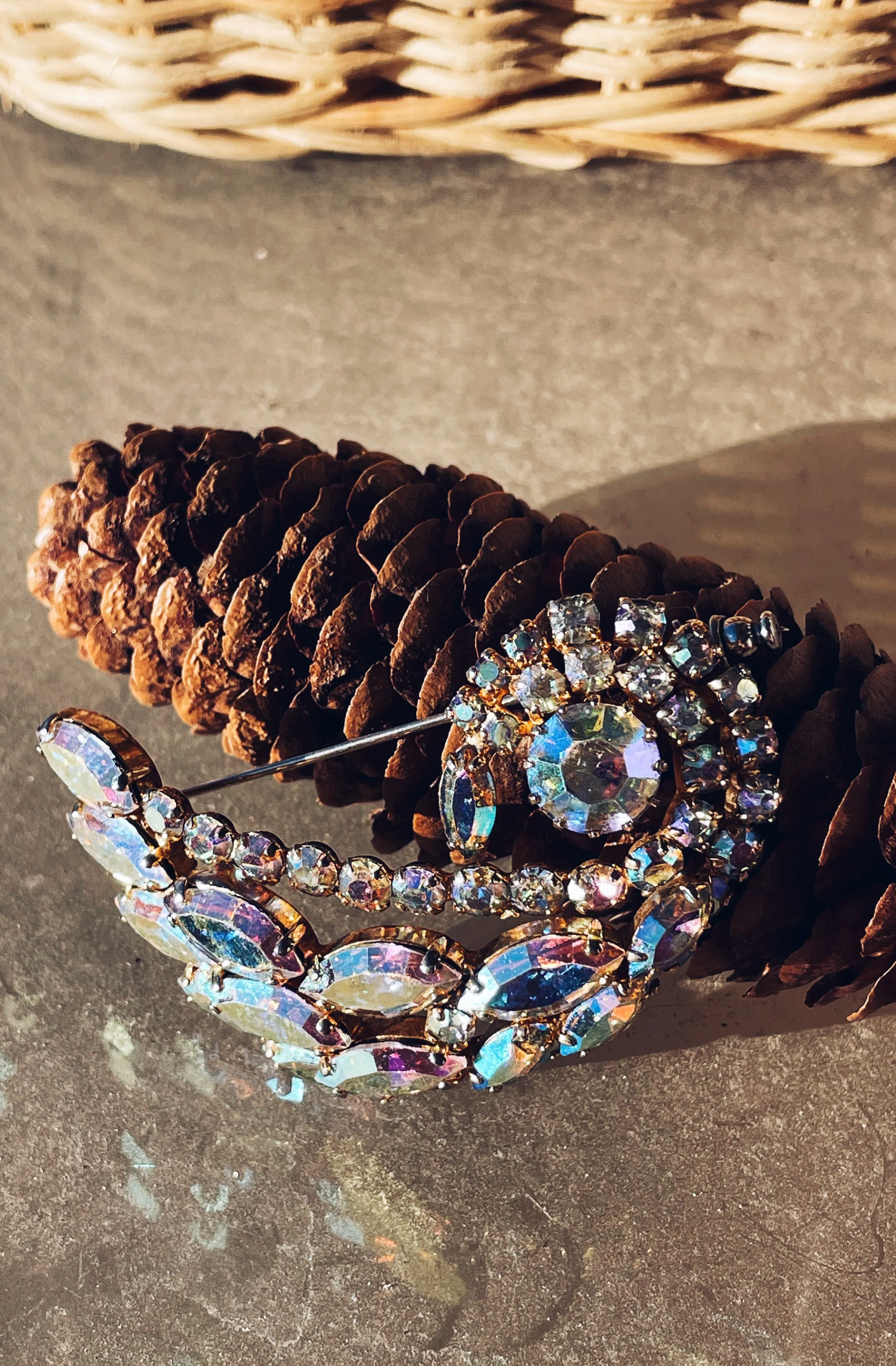 Vintage Aurora Borealis Brooch