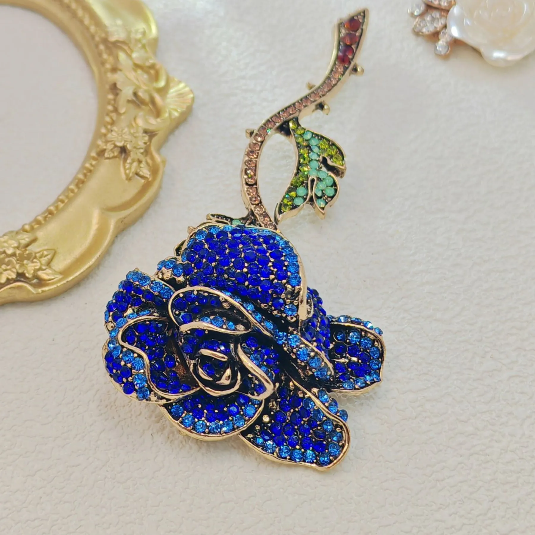 Vintage Blue Crystal Rhinestone Rose Flower Brooch Pin with Long Stem