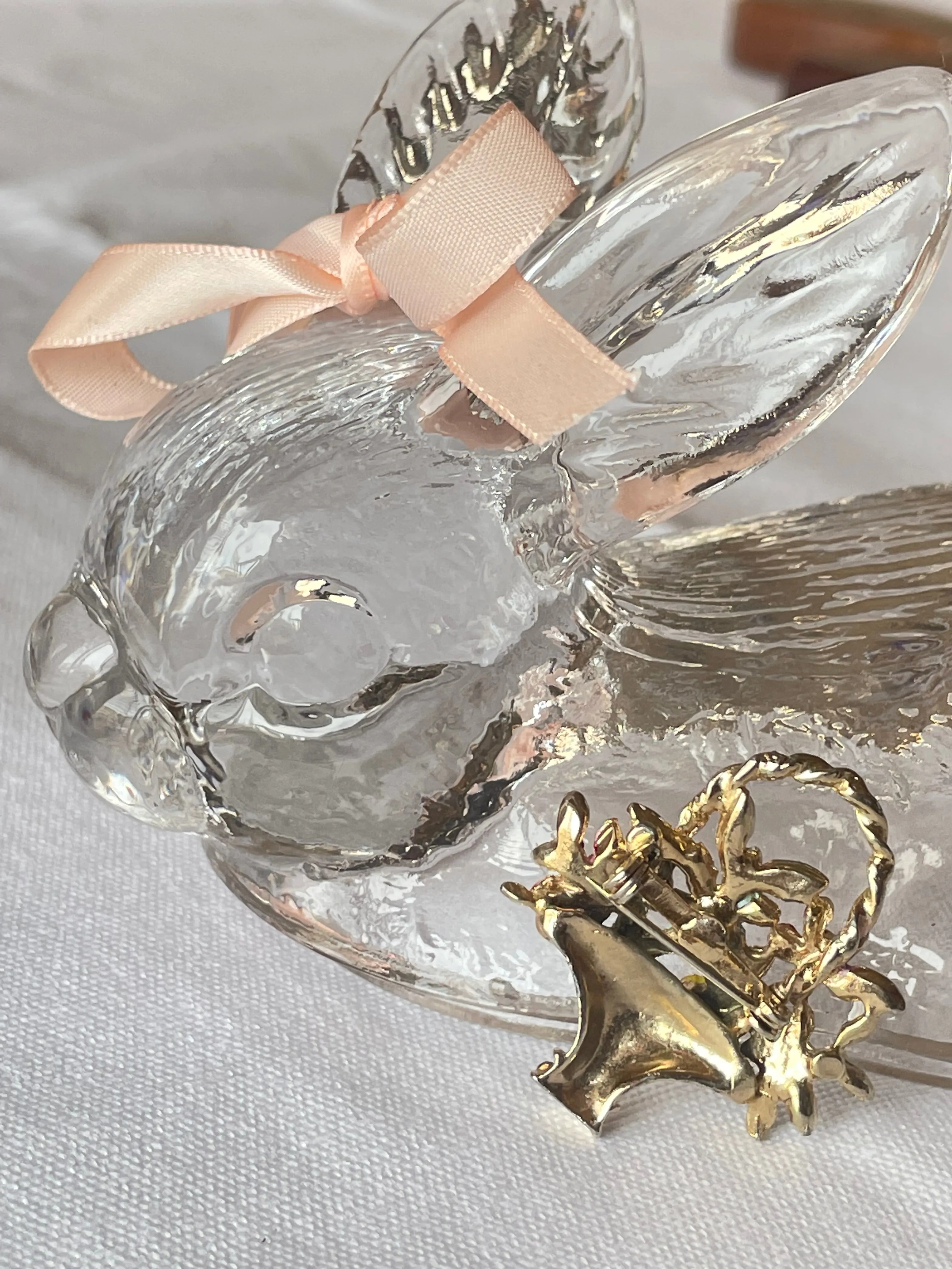 Vintage Easter Basket Brooch