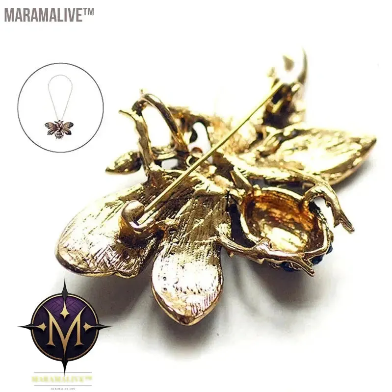 Vintage Insect Jewelry Shiny Zircon Butterfly Brooches Retro Pins Rhinestone Delicate Moth Brooches Pin