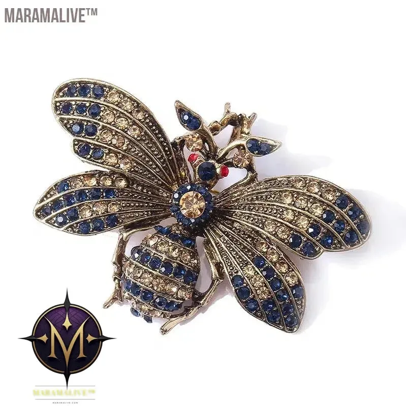 Vintage Insect Jewelry Shiny Zircon Butterfly Brooches Retro Pins Rhinestone Delicate Moth Brooches Pin