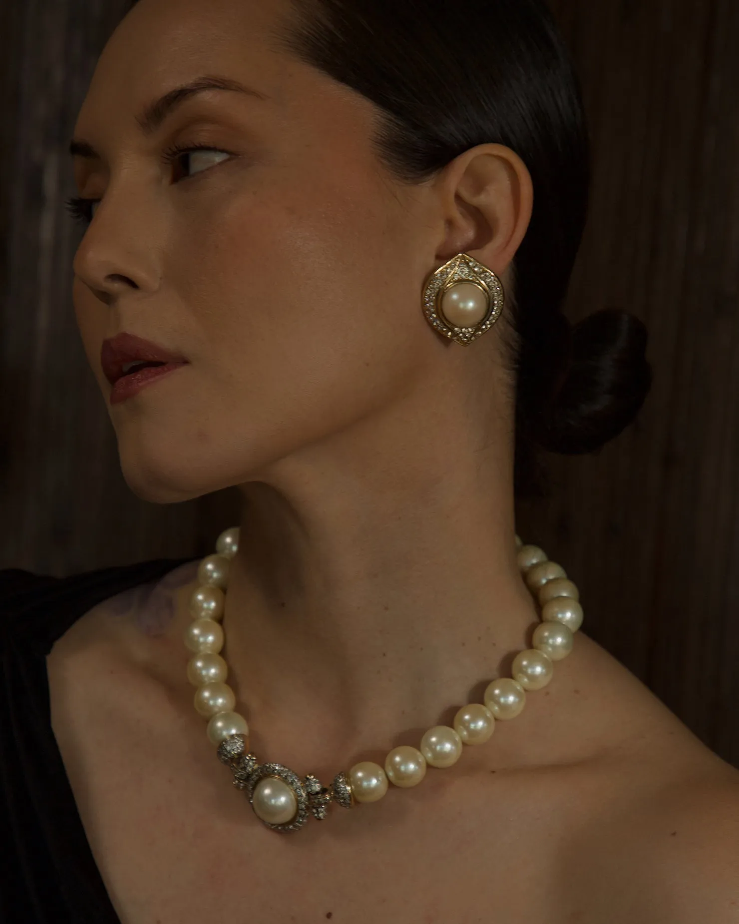 Vintage Oversized Pavé Pearl Clip Ons