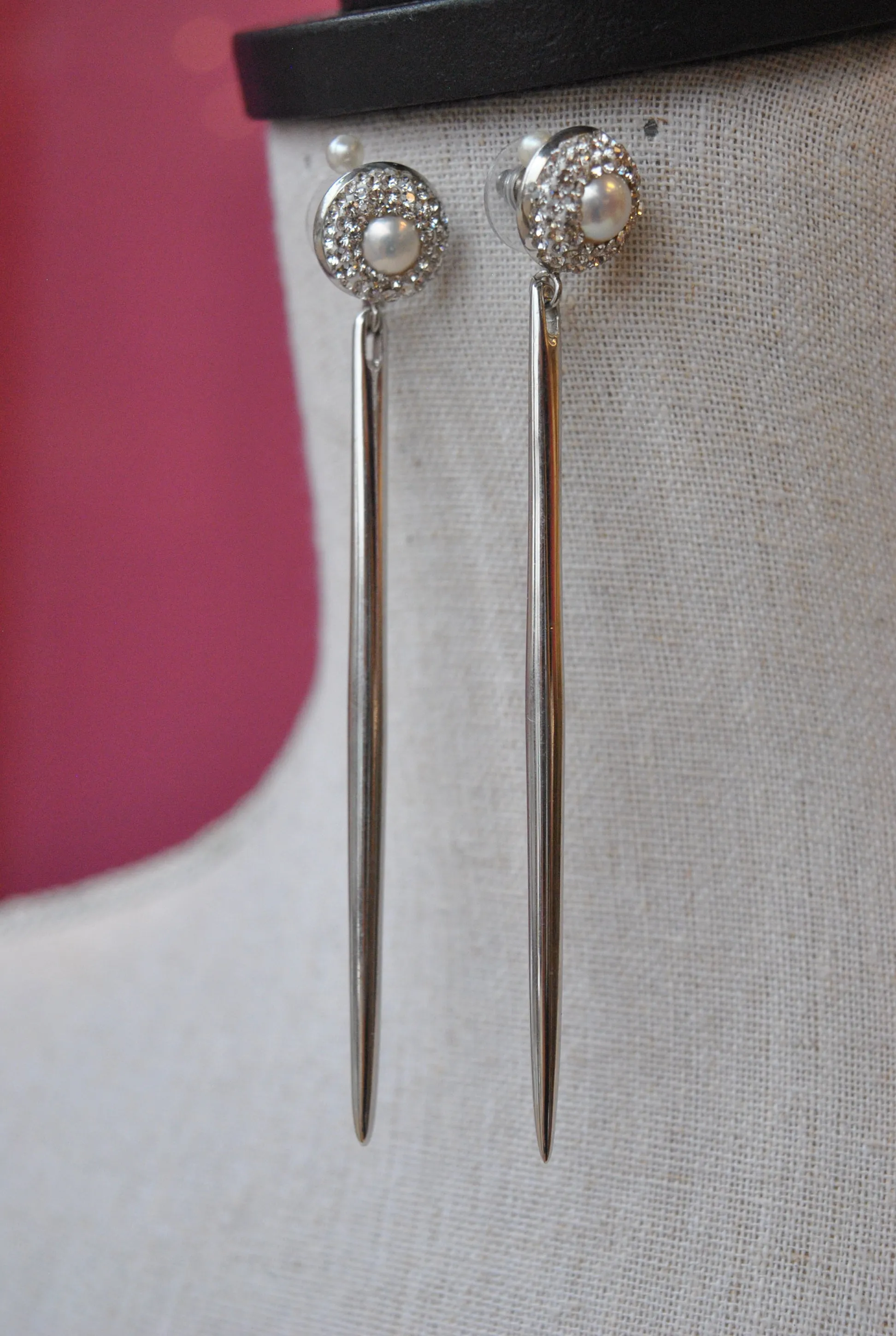 WHITE FRESHWATER PEARLS AND SWAROVSKI CRYSTALS SPIKES LONG EARRINGS